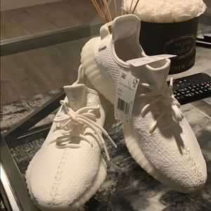 Adidas Yeezy boost 350 v2 Triple white